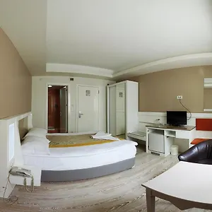 *** Hotel Grand As Turkey